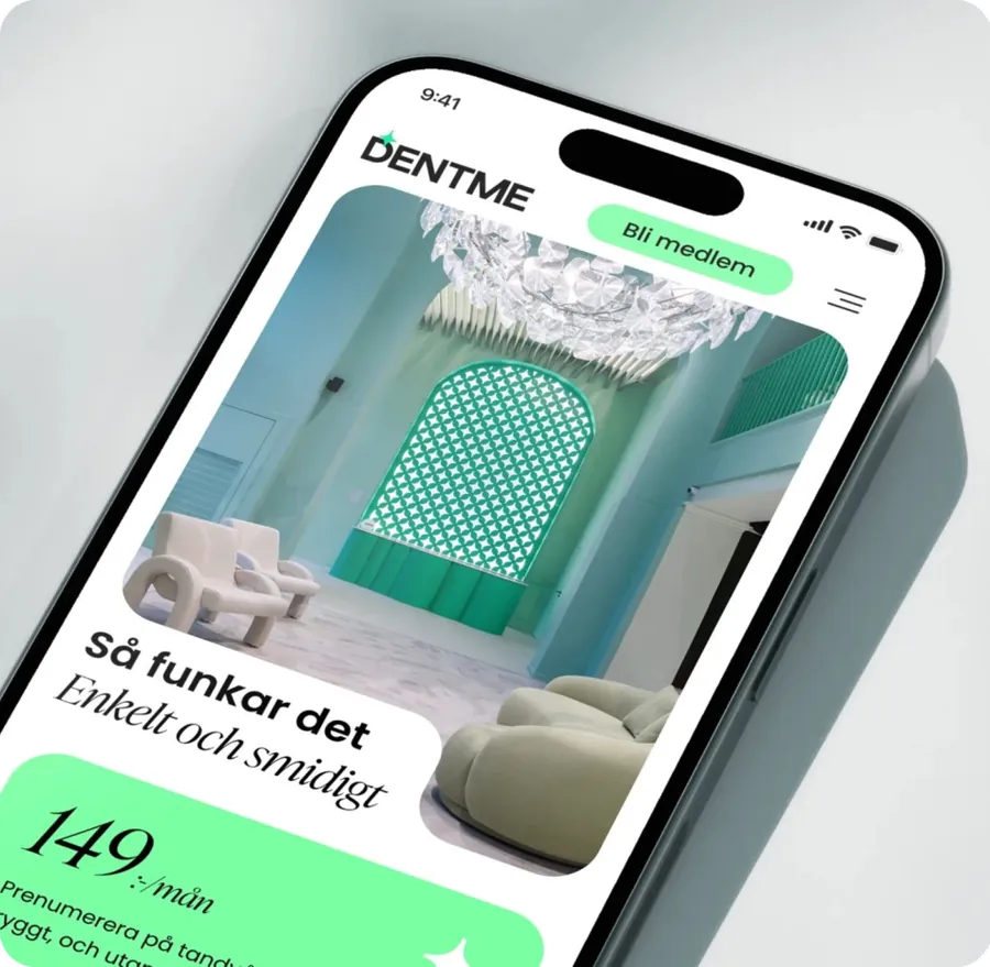 Phone showing the 'Så funkar det' page with a photo of the clinic interior and the monthly price.