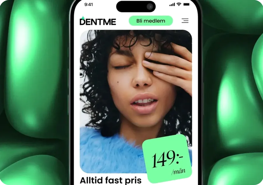 Phone showing the DentMe mobile site with a portrait and a '149:-/mån' price tag, set against glossy green 3D shapes.
